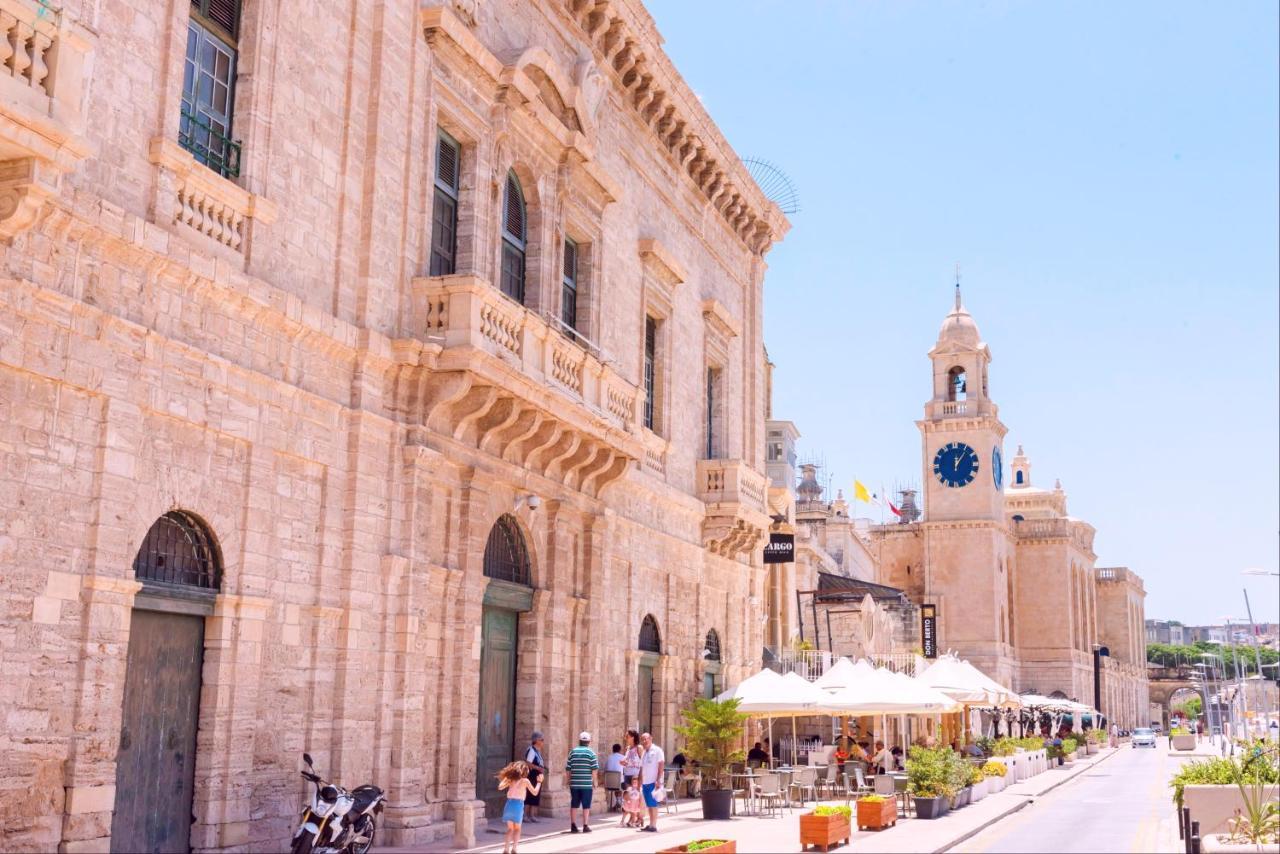 Vittoriosa' Seafront 2 Bed Highly Furnished Apartment Extérieur photo