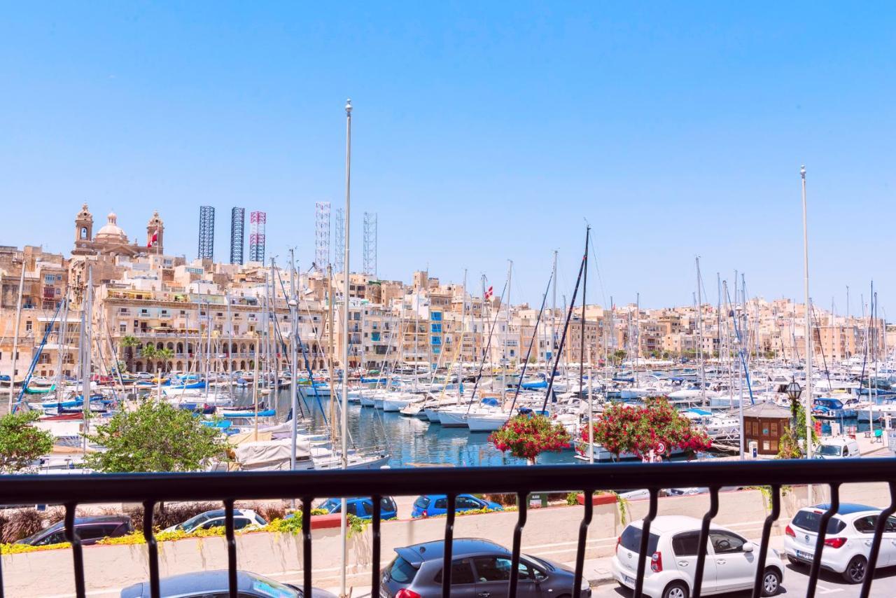 Vittoriosa' Seafront 2 Bed Highly Furnished Apartment Extérieur photo