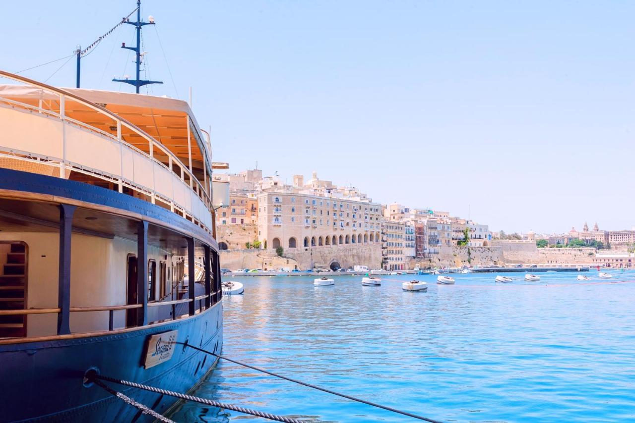 Vittoriosa' Seafront 2 Bed Highly Furnished Apartment Extérieur photo